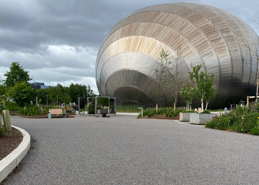 Glasgow Science Museum resin bound