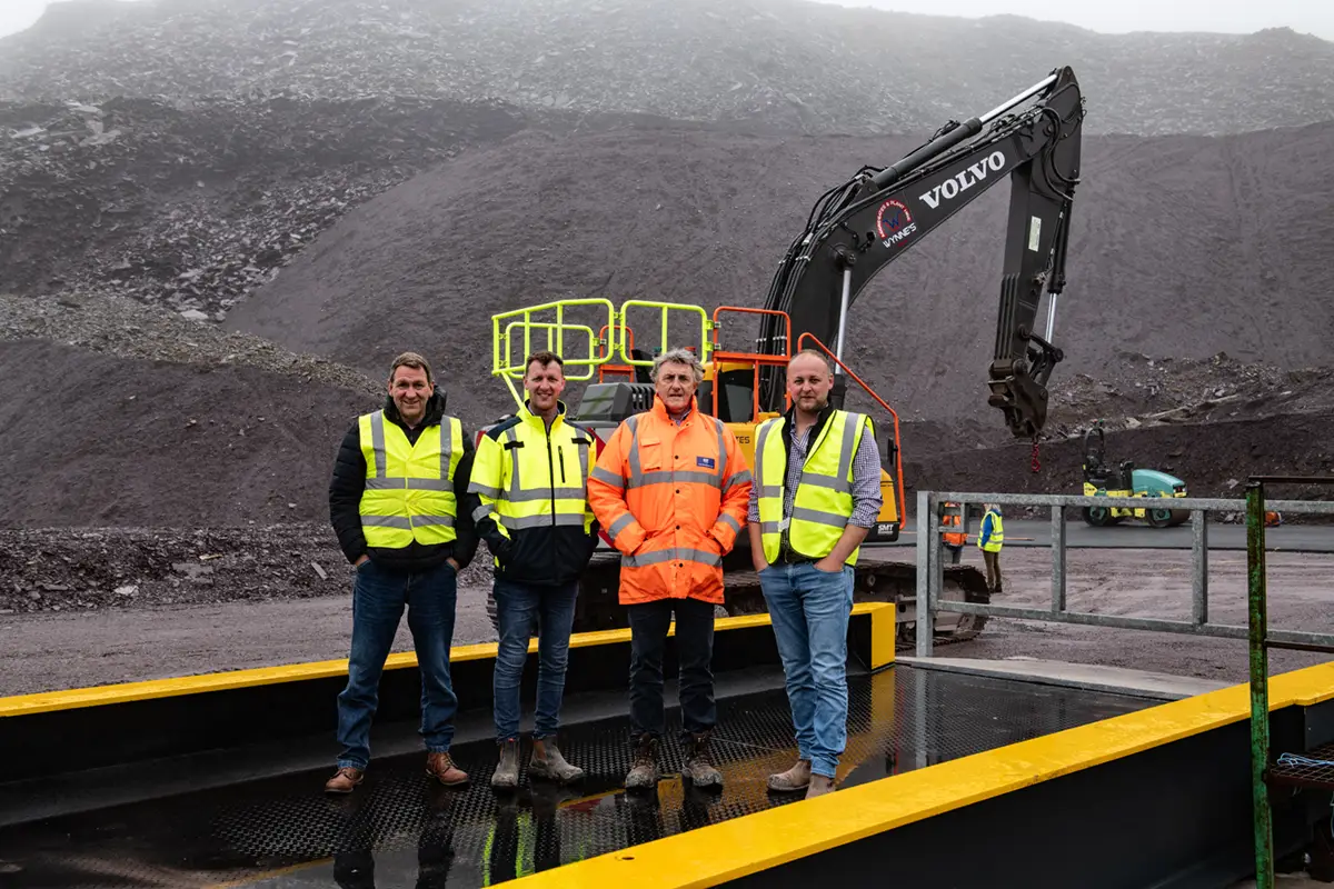 Long Rake Spar team