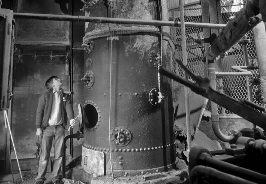 Vertical Boiler at Shaft Top Long Rake Spar